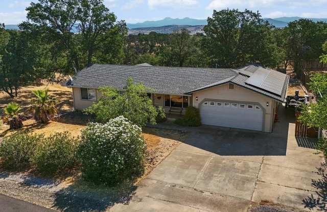 3 BEDROOM HOUSE IN LAKE CALIFORNIA COMMUNITY photos photos