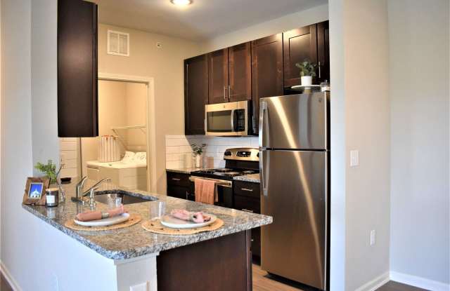 Copper Pointe Apartments Gallery 2