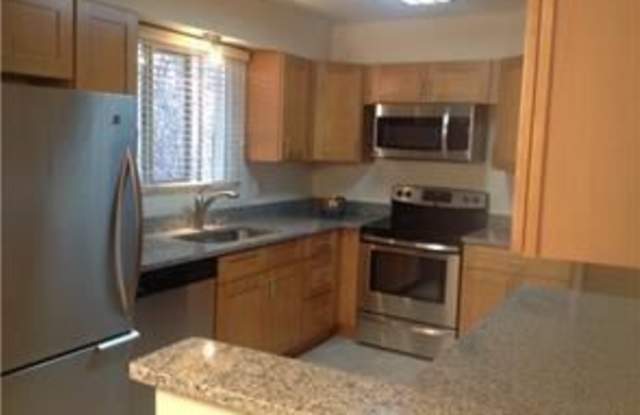 955 S Jersey St - 955 South Jersey Street, Denver, CO 80224