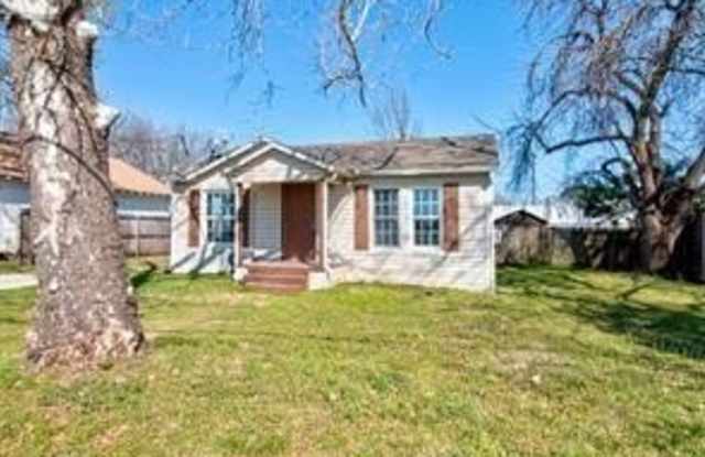 807 Chestnut Street Gallery 3