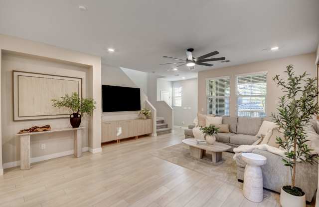 DESIGNER ORGANIC-MODERN DREAM HOME IN THE HEART OF INSPIRADA — NOW AVAILABLE FOR RENT! Gallery 3