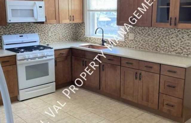 Spacious 3 Bedroom Home – Backyard + Porch Included! photos photos