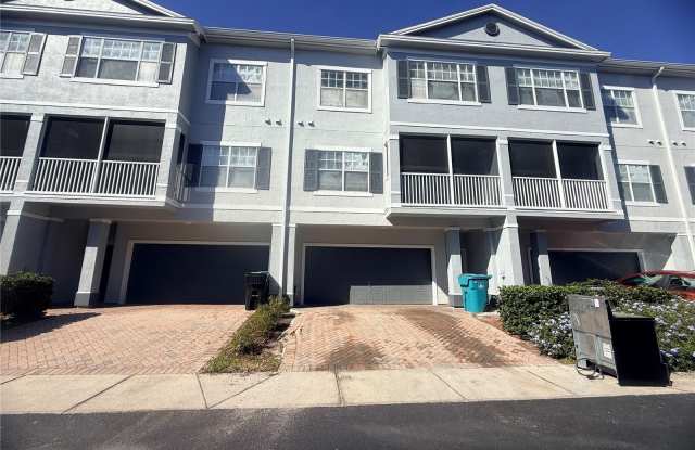 2424 GRAND CENTRAL PARKWAY photos photos