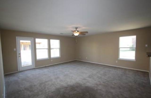 10400 Hideaway Trail Gallery 4