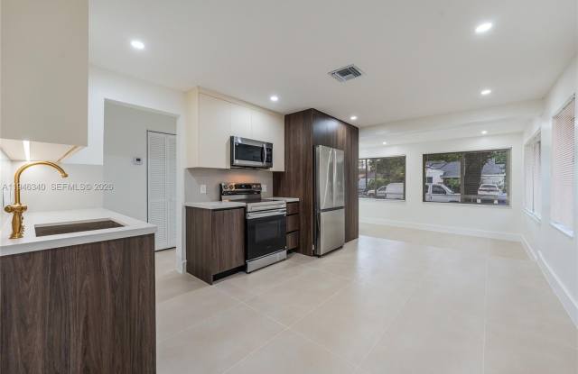 1065 NW 50th St photos photos