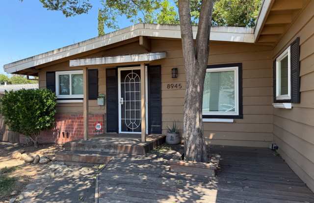 Adorable 3 bedroom 2 bath bungalow in Rosemont photos photos