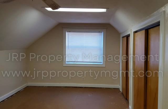 3148 Robinson Road Gallery 2