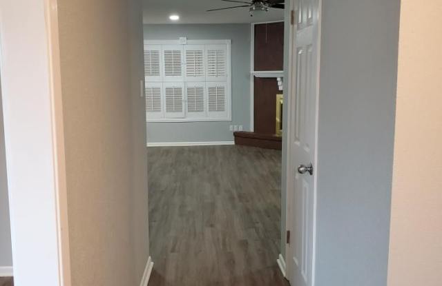 948 Park Meadow Gallery 3