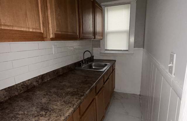 85 Morris Street - 2 photos photos