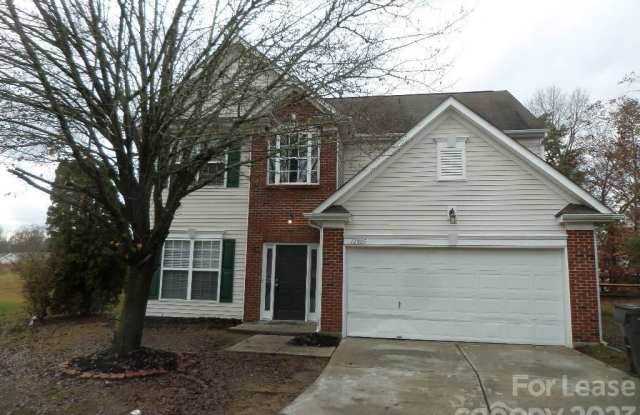 12805 Sandpines Lane - 12805 Sandpines Lane, Charlotte, NC 28262