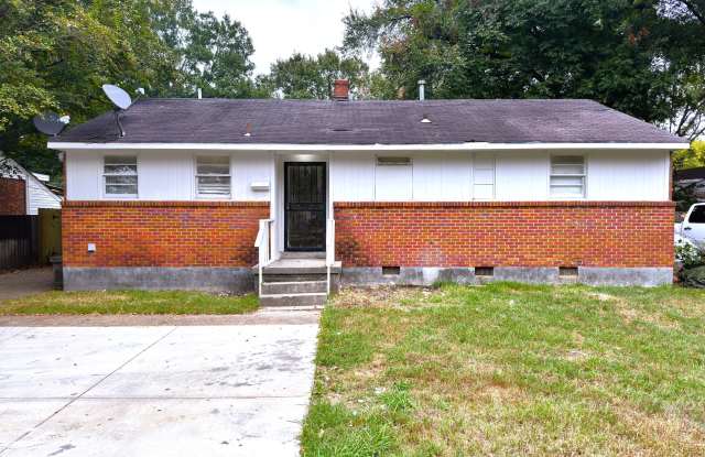 1106 Stratford Road Gallery 1