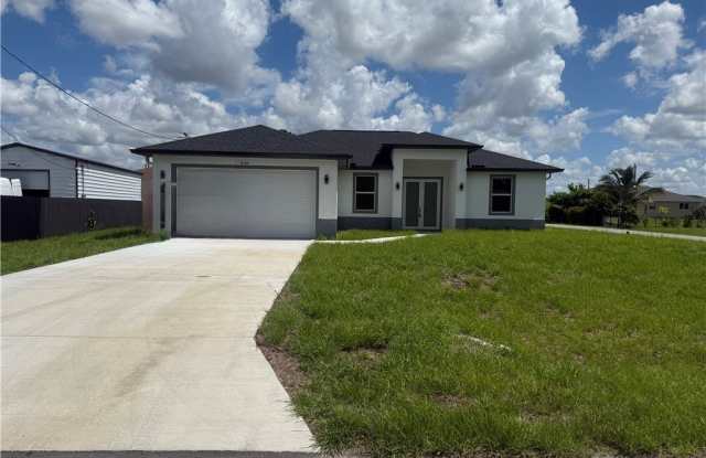 4102 16th Street SW photos photos