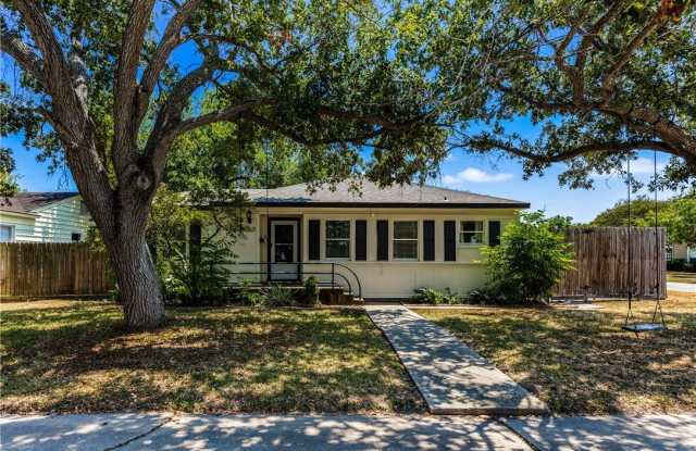 333 Foster Drive photos photos