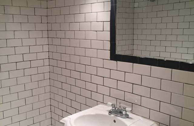 1375 N Washington St photos photos