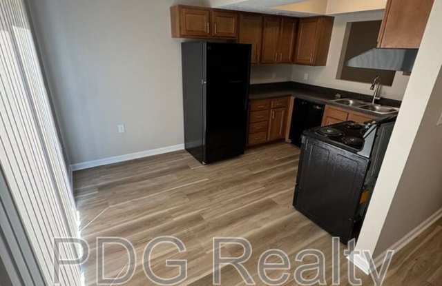 1833 Scott Road - 1833 Scott Road, New Albany, IN 47150