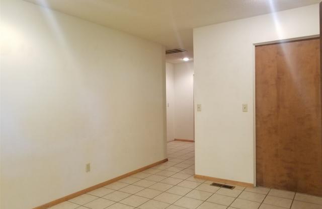 (OFFBOARDED) 1409 Hammond Lane Gallery 4