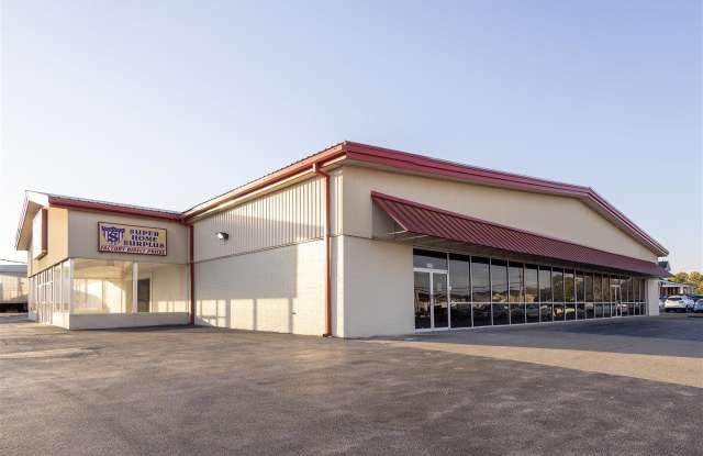 2326 Russellville Road - 2326 Russellville Road, Bowling Green, KY 42101