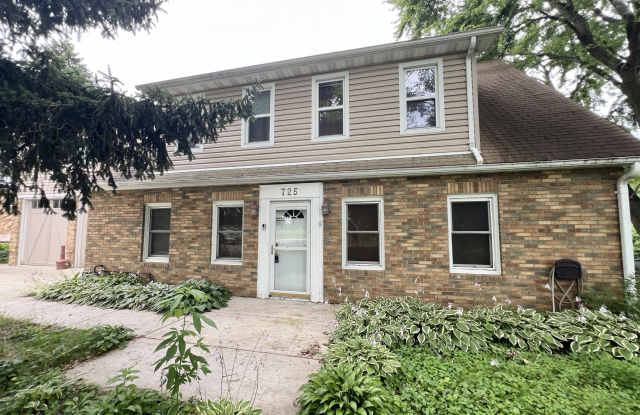 725 Pflaum Road - 1 photos photos
