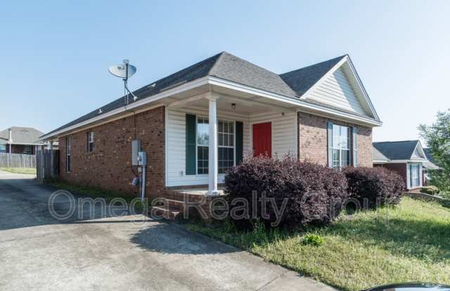 113 Ridgeview Dr - 113 Ridgeview Drive, Millbrook, AL 36054