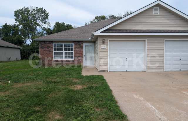 900 Fall Meadow Lane Gallery 1