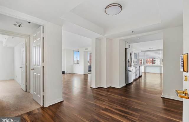 5809 NICHOLSON Lane Gallery 4