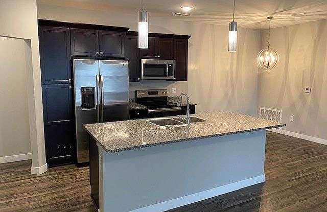 1642 Foster Road photos photos