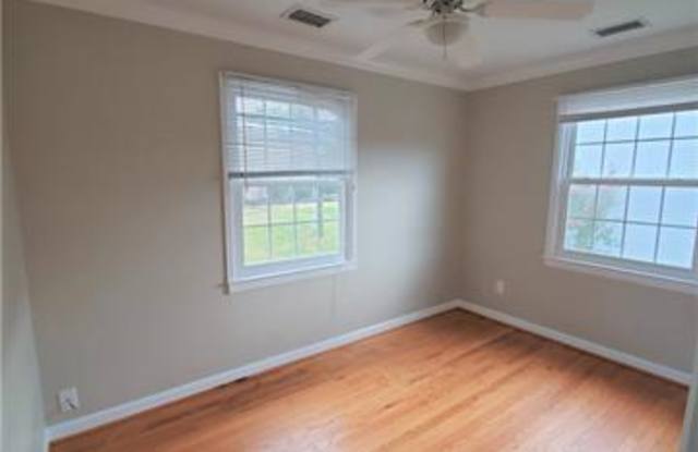 412 Wakefield Drive Gallery 4