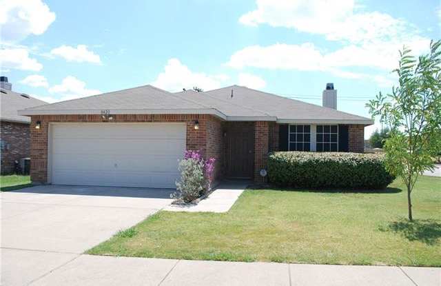 8420 Jacaranda Way - 8420 Jacaranda Way, Arlington, TX 76002