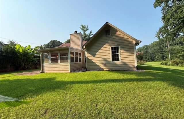 3897 SADDLECREEK Drive Gallery 3