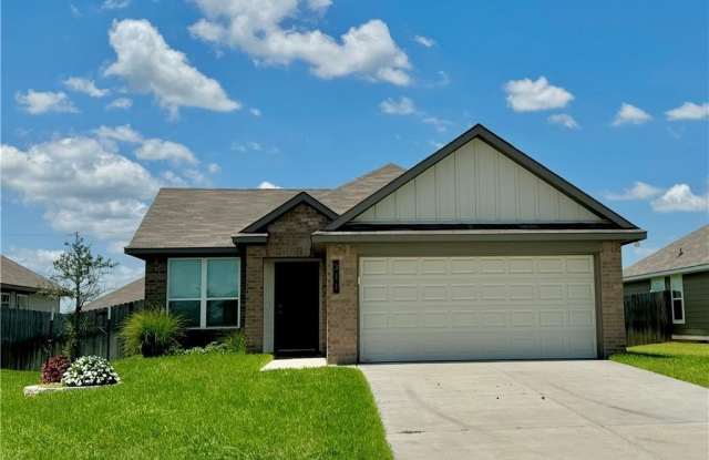 311 Camp Bowie Road - 311 Camp Bowie Road, Burleson County, TX 77836