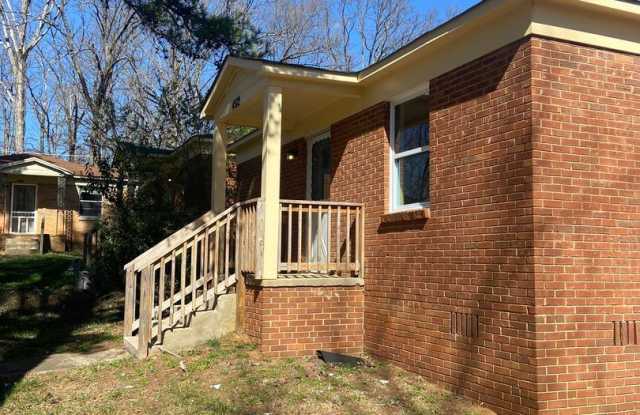 4512 Helena St, Gallery 4