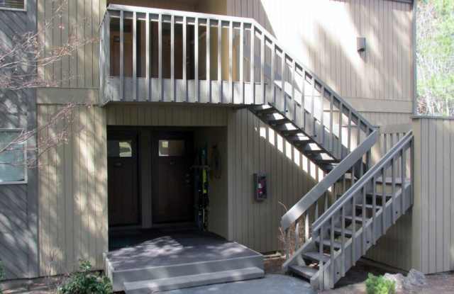 Fully Furnished 1 Bed 1 Bath NW Bend photos photos