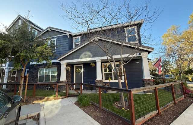 Pleasanton 4 Bed / 3 Bath, Top Rated Schools, Solar photos photos