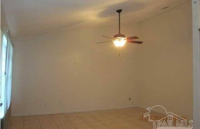 3428 Riverside Dr Gallery 3