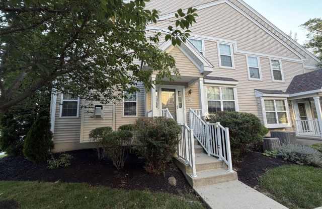 223 FLAGSTONE RD #8 Gallery 1