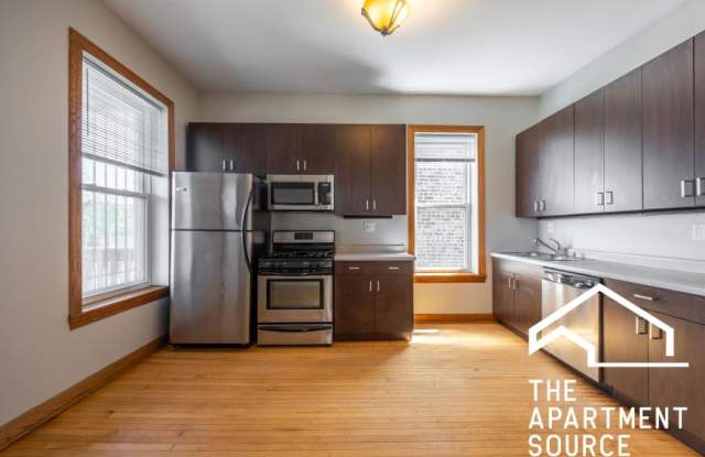 3110 West Fullerton Ave. photos photos