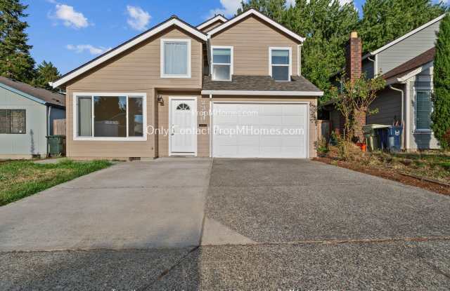 Beautiful Three Bedroom Home In Aloha - Close to Nike  Intel! - 2330 Southwest 218th Drive, Aloha, OR 97003