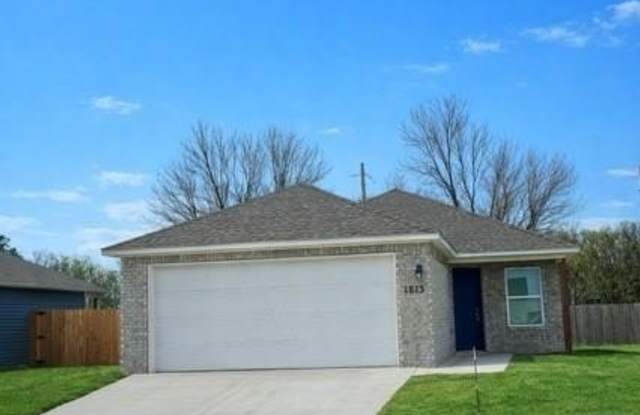 1813  E Annette  DR photos photos