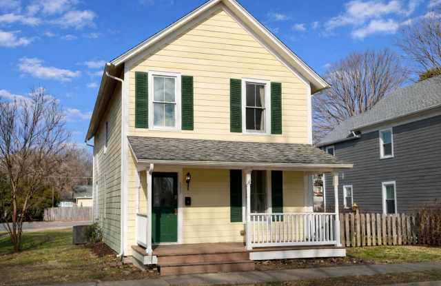 625 Goldsborough St photos photos