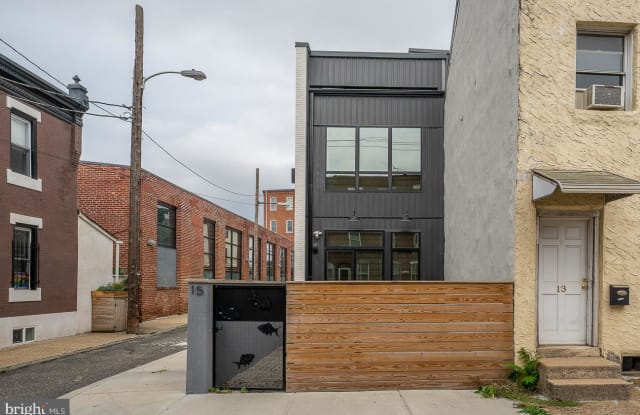 15 E OXFORD STREET - 15 East Oxford Street, Philadelphia, PA 19125