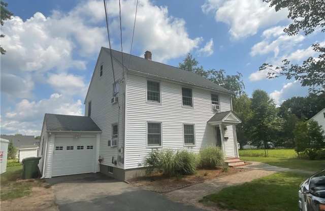 15 Medford Street - 15 Medford Street, Glastonbury Center, CT 06033