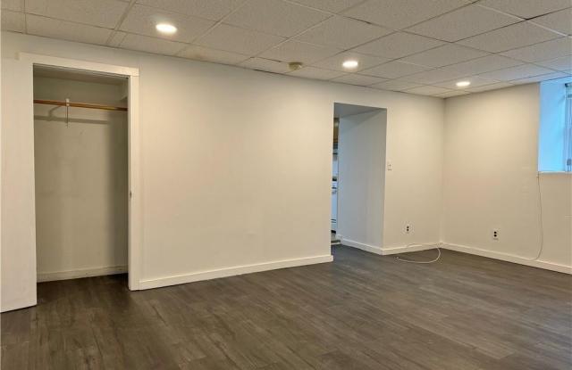21 Fort Putnam Street Gallery 1