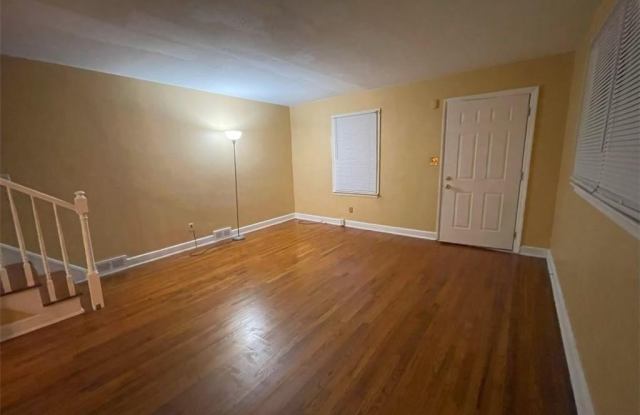 307 Oakwood Street photos photos