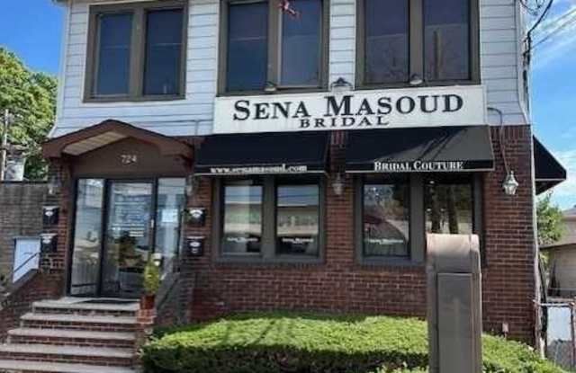 724 Bergen Boulevard 3 - 724 Bergen Boulevard, Ridgefield, NJ 07657