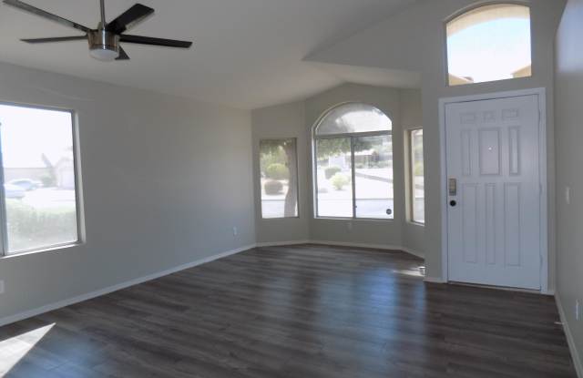 7211 S Roberts Road Gallery 4