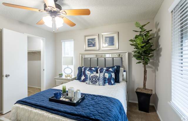 Aubry Hills Apartments Gallery 2