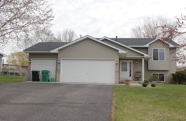 14371 Tungsten Way North West - 14371 Tungsten Way Northwest, Ramsey, MN 55303