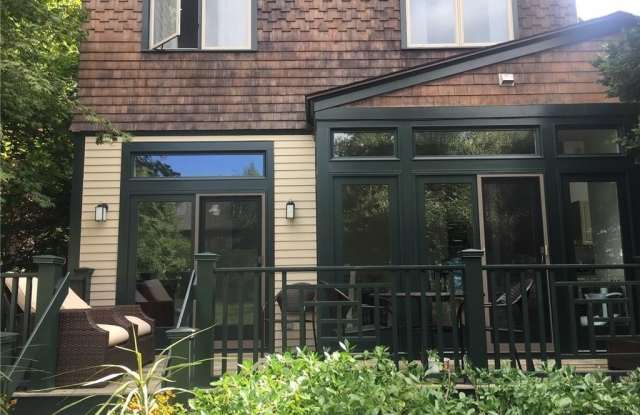 158 Narragansett Avenue photos photos