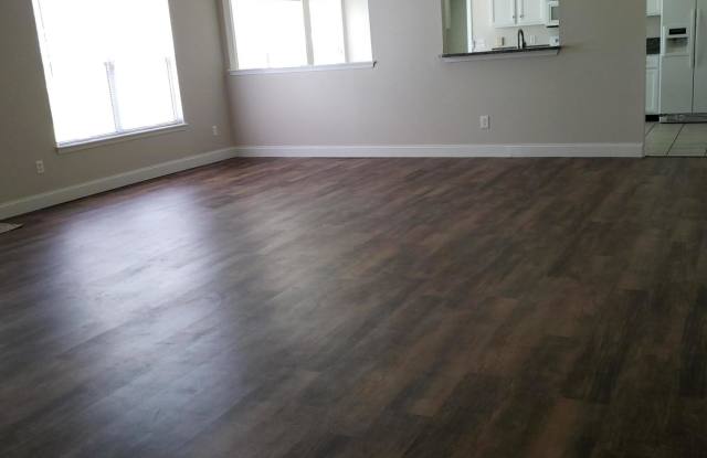 464 BAY POINT WAY N Gallery 4