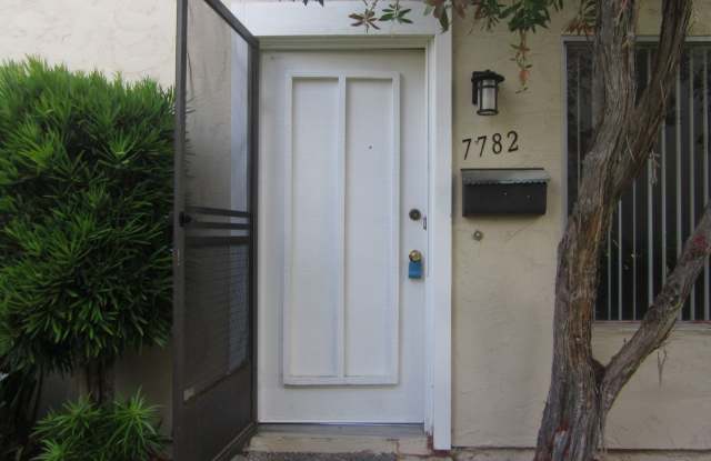 7782 Camino Glorita Gallery 2